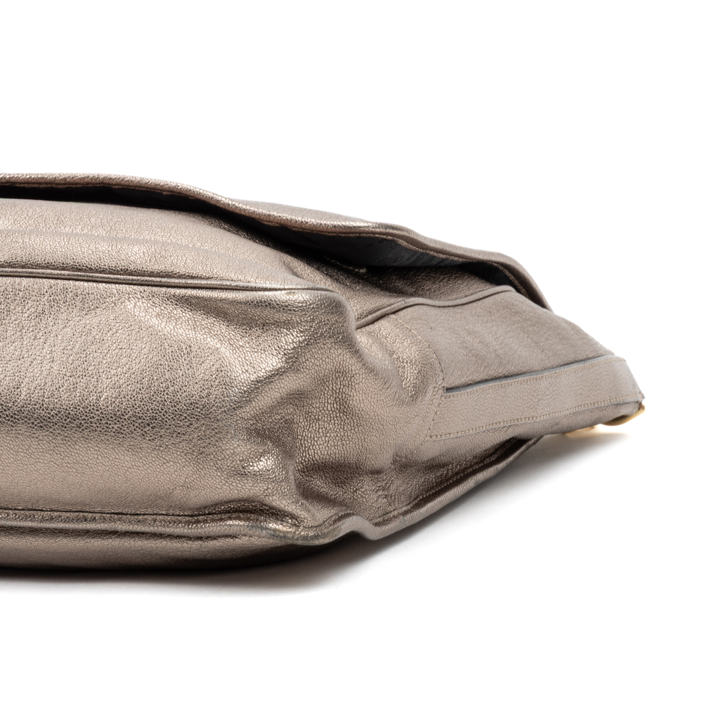 Loewe Large Flap Shoulder Bag - Picture 8 of 12
